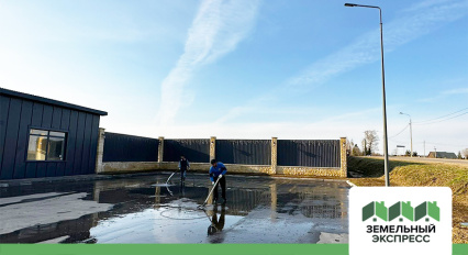 Уборка и благоустройство территории в поселке "Фаворит"